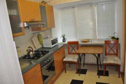 Apartment On Torhova