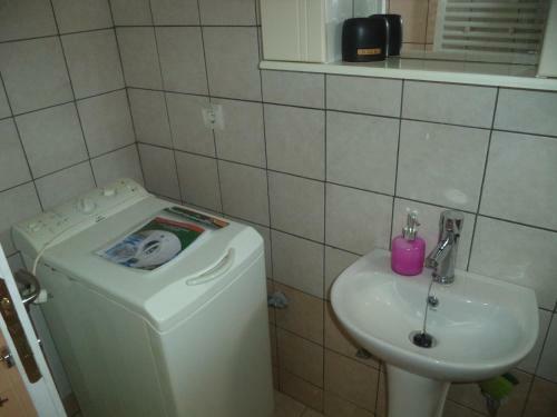 Apartamento Karoubis Studio