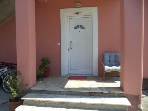 Apartamento Karoubis Studio