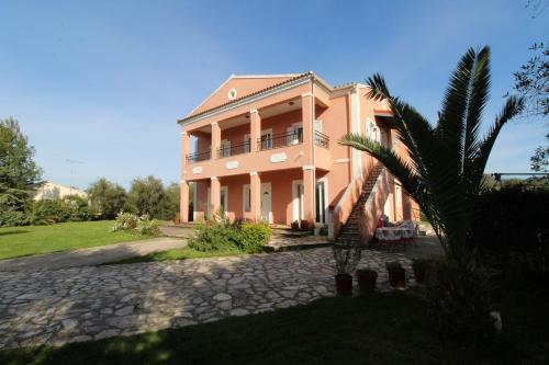 Apartamento Karoubis Studio