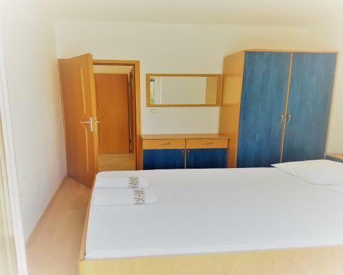Apartments Vrtlici