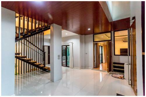 Richly's? Pool? Villa?@phitsanulok?