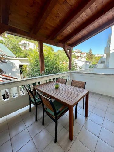 Hostal Apartments Matu?an
