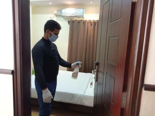 Hotel Adh Sak Royal Residency