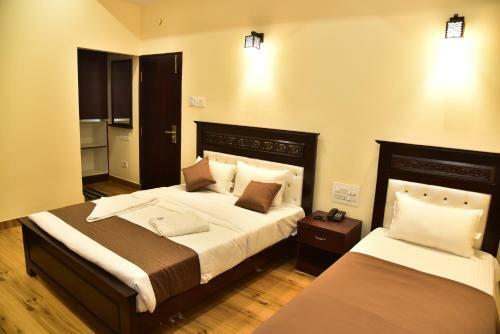 Hotel Adh Sak Royal Residency