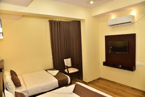 Hotel Adh Sak Royal Residency