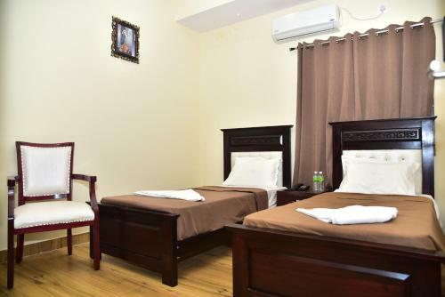 Hotel Adh Sak Royal Residency