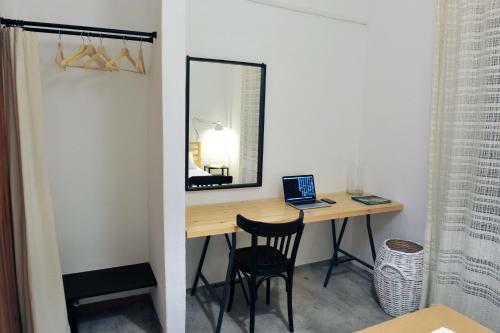 Apartment 99