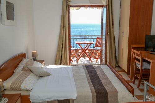Matea Apartments Milna