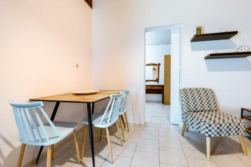 Koulouris Apartments & Studios