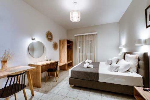 Koulouris Apartments & Studios