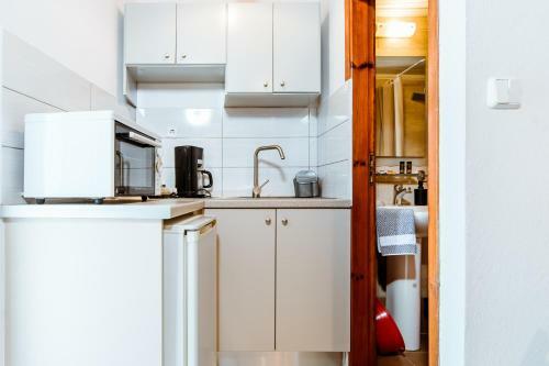 Koulouris Apartments & Studios