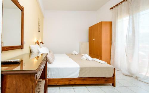 Koulouris Apartments & Studios