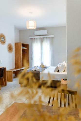 Koulouris Apartments & Studios
