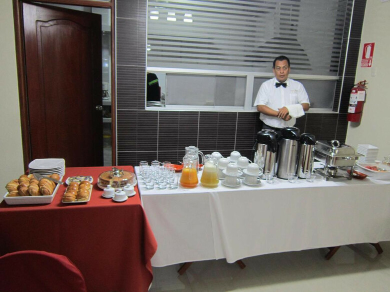 Suite Plaza Hotel Residencial