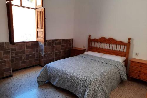 Casa Rural Los Cipreses. Cercados De Ara�a