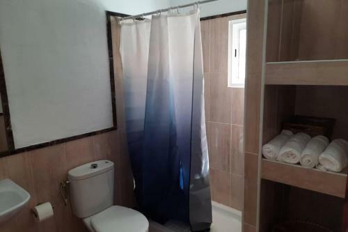 Casa Rural Los Cipreses. Cercados De Ara�a