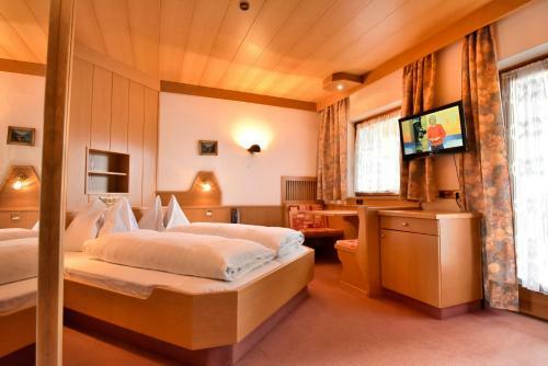 Hotel Pension Alpenhof
