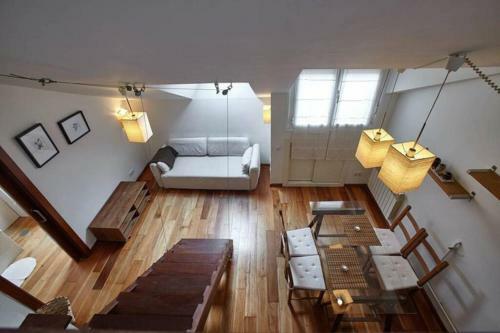 Apartamento Atico Con Chimenea