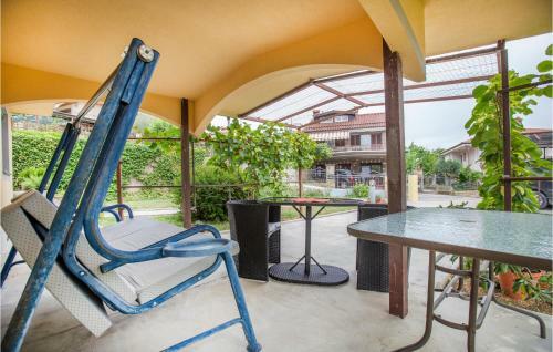 Stunning Apartment In Koper With Wifi And 3 Bedrooms