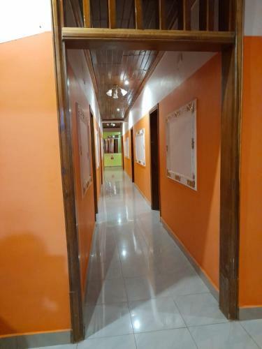 Albergue Britannia H�tel Cmr