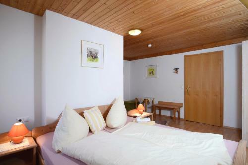 Hostal Landhaus Alpenrose - Feriendomizile Pichler