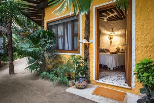Hotel Mawimbi