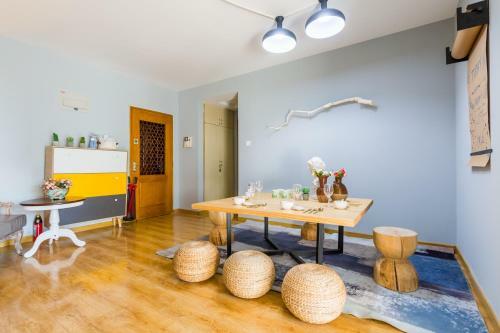 Hotel Qingdao Shinan�wusi Square