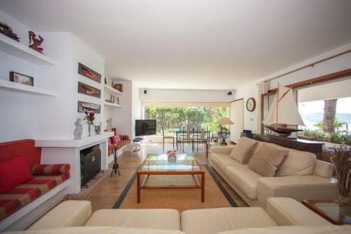 Villa Acacia
