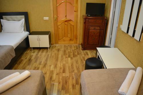 Hostal Guesthouse Millennium Rabathi