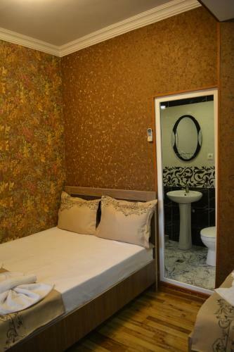 Hostal Guesthouse Millennium Rabathi