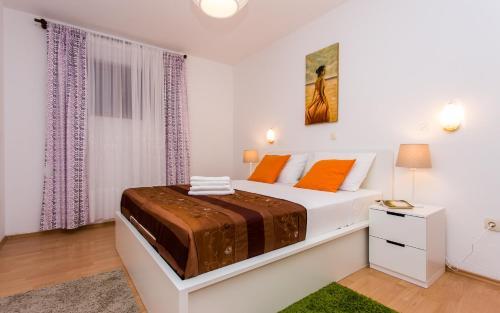 Apartments Luka 2