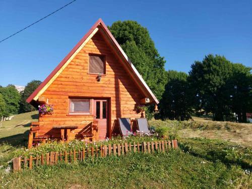 Nikitovic House