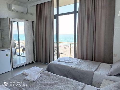 Hostal Hotel Black Sea