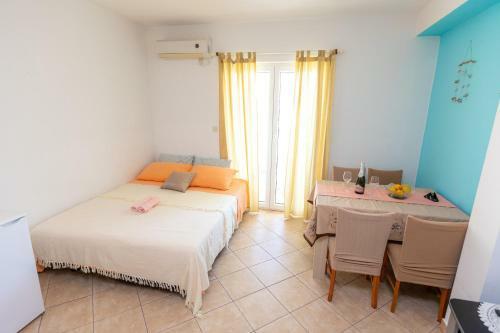 Apartments Marija - Dobropoljana