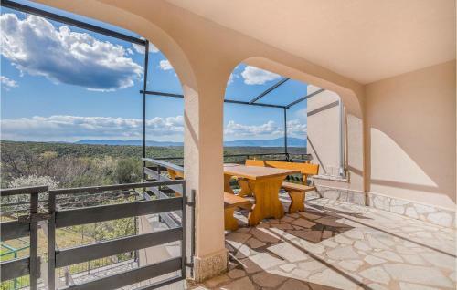 Awesome Home In Dobrinj With Wifi And 2 Bedrooms