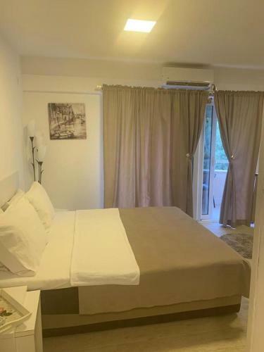 Olive Grove Apartment