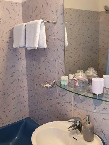 Hostal Apartments Lusi