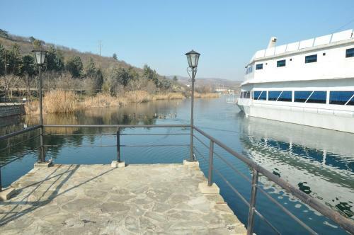 Hotel Brod Panini Veles