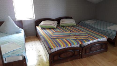 Hostal Elena Guest House
