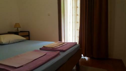 Hostal Garden Apartments