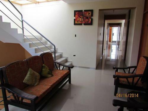 Hotel Hostal Macacona