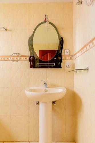 Bed & Breakfast Empathy Manor