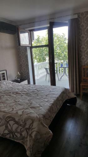 Hostal Guesthouse Neli&makho