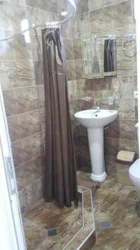 Hostal Guesthouse Neli&makho