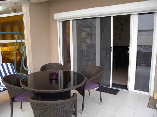 Holiday Home In Fonyod/balaton 38001