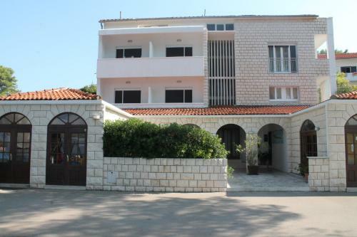 Apartamentos Covahouse