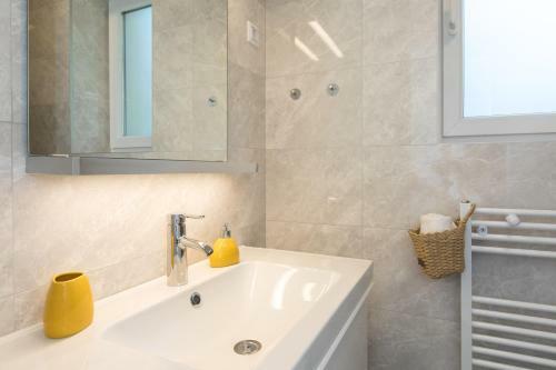 Studio Apartment Lucija
