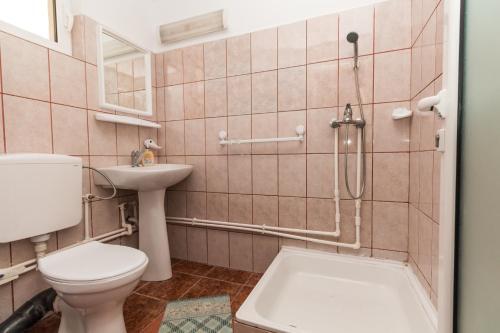 Hostal Zambilelor 3