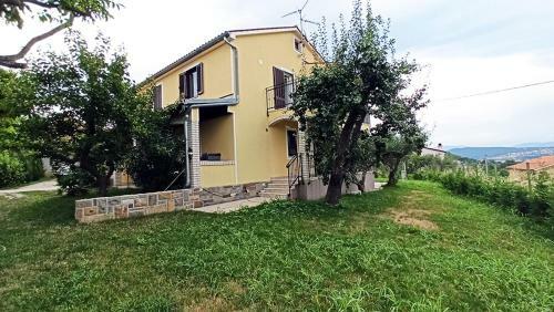Apartma Montemoro 1
